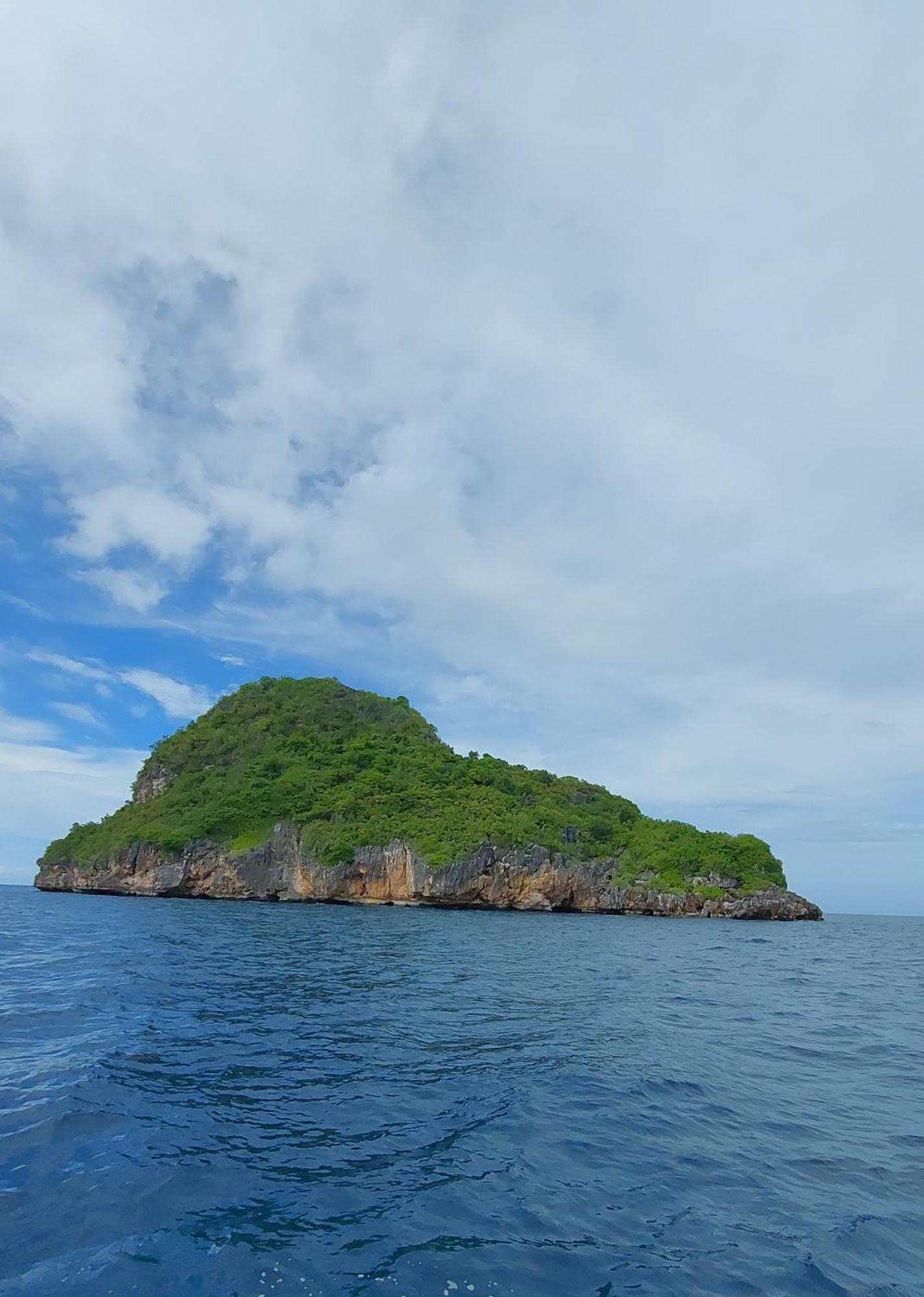 Avila'S Horizon Dive Resort Malapascua Exterior photo