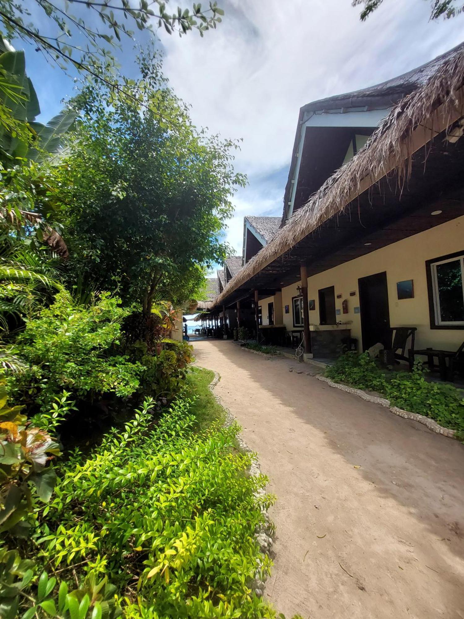 Avila'S Horizon Dive Resort Malapascua Exterior photo